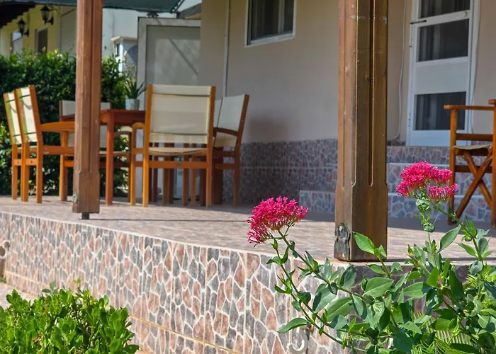 Σπίτι διακοπών Potidaia The Garden Oasis Summer House Νέα Ποτίδαια