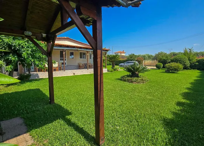 Σπίτι διακοπών Potidaia The Garden Oasis Summer House Νέα Ποτίδαια